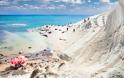 Ποια ελληνική παραλία είναι μέσα στις 30 καλύτερες του κόσμου;