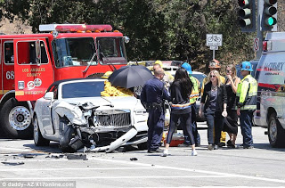 Τροχαίο για την Kris Jenner - Μεταφέρθηκε στο νοσοκομείο [photos] - Φωτογραφία 1