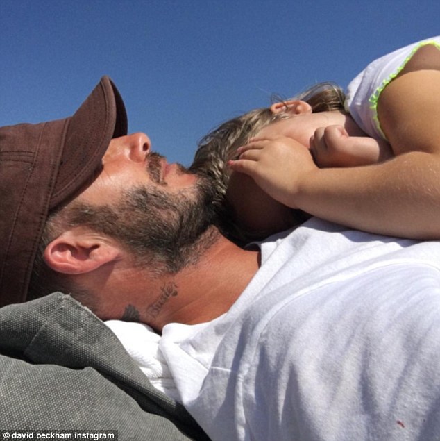 Η φωτογραφία του Beckham με την κόρη του που ΕΡΙΞΕ το διαδίκτυο [photo] - Φωτογραφία 2