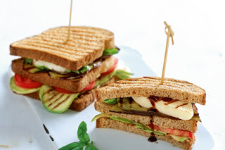 Club sandwich με ψητά λαχανικά - Φωτογραφία 1