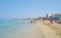 Επική περιγραφή: «Στολίζονται» οι Κύπριες για να κατέβουν στις παραλίες