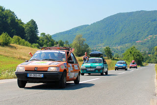 Στην Πρέβεζα σήμερα, 65 πληρώματα και 200 συμμετέχοντες που λαμβάνουν μέρος στον Τρίτο Γύρο της Ευρώπης με αυτοκίνητα - Φωτογραφία 1
