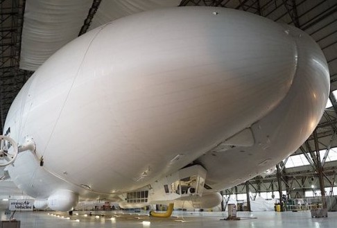 Το μεγαλύτερο αεροσκάφος στον κόσμο ετοιμάζεται για την πρώτη του πτήση - Φωτογραφία 2