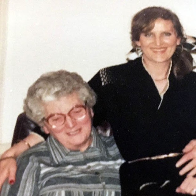 Συγκίνηση προκαλεί η ιστορία της 57χρονης Sue- Ζει με ένα νεφρό 100 ετών που ήταν της μητέρας της! - Φωτογραφία 3