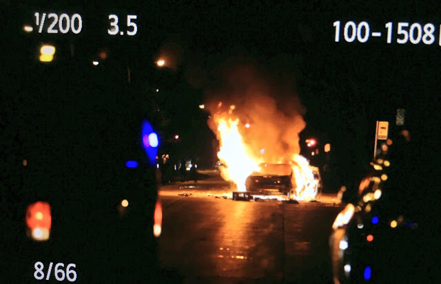 Χάος στο Μιλγουόκι μετά από θάνατο 23χρονου από αστυνομικά πυρά! - Φωτογραφία 5