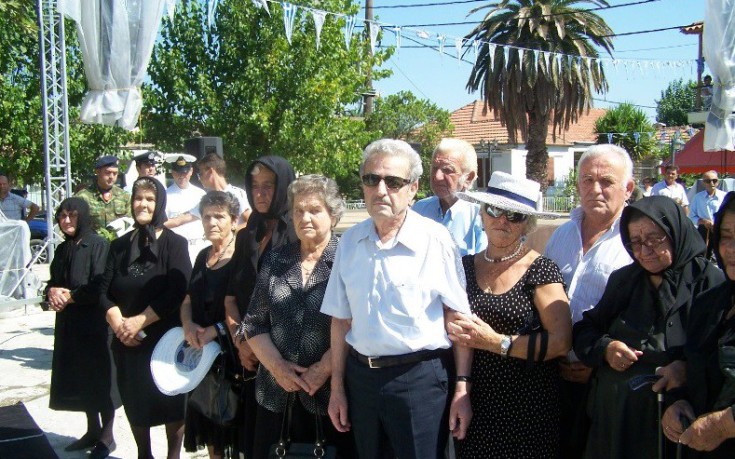 Εκδηλώσεις στην Άρτα για τα θύματα της ναζιστικής θηριωδίας - Παρών και ο πρωθυπουργός Αλέξης Τσίπρας - Φωτογραφία 1