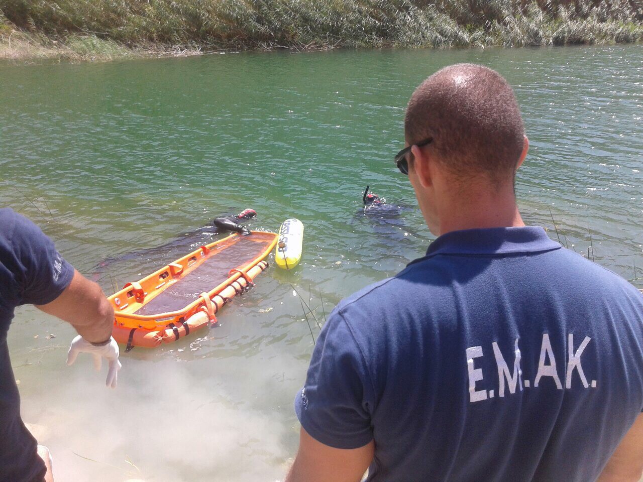 Λεμεσός: 29χρονος έπεσε στο νερό ενώ ψάρευε  – Τον ανέσυραν νεκρό δύτες της ΕΜΑΚ - Φωτογραφία 1
