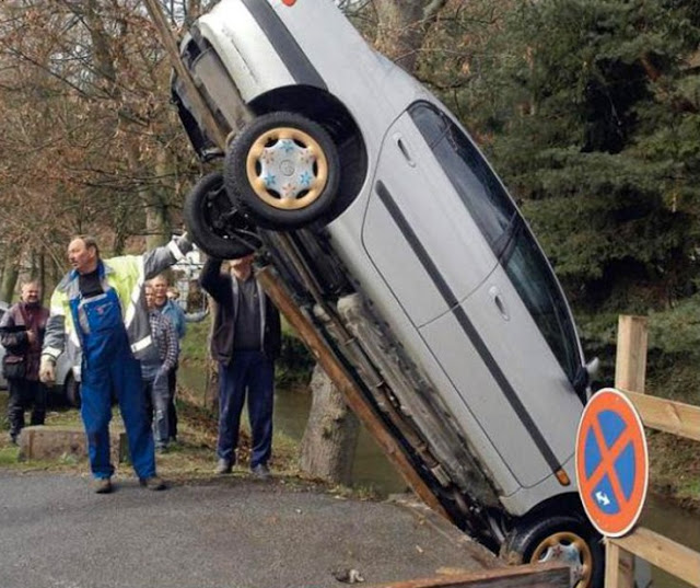 Γυναίκες οδηγοί σπέρνουν την... καταστροφή! [photos] - Φωτογραφία 3