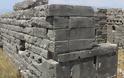 Όρραον: Η άγνωστη πέτρινη πόλη της Ηπείρου όπου διασώζονται τα καλύτερα διατηρημένα σπίτια της ελληνικής αρχαιότητας - Φωτογραφία 1