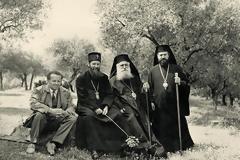 8886 - «Άθως. Το Άγιον Όρος». Έκθεση φωτογραφιών και χαλκογραφιών στο Βελιγράδι