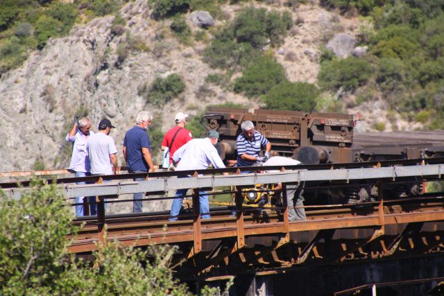 Φθιώτιδα: Πάνω στη γέφυρα έγινε ο εκτροχιασμός - Παραμένει κλειστός ο σιδηρόδρομος - Δείτε φωτογραφίες! - Φωτογραφία 7