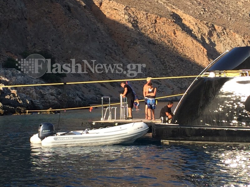 Γνωστός Έλληνας εφοπλιστής κάνει διακοπές στα Χανιά με το πολυτελές γιοτ του - Φωτογραφία 6