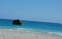 Μίρκα Παπακωνσταντίνου: Κάνει βουτιές σε παραλία της Εύβοιας - Φωτογραφία 3