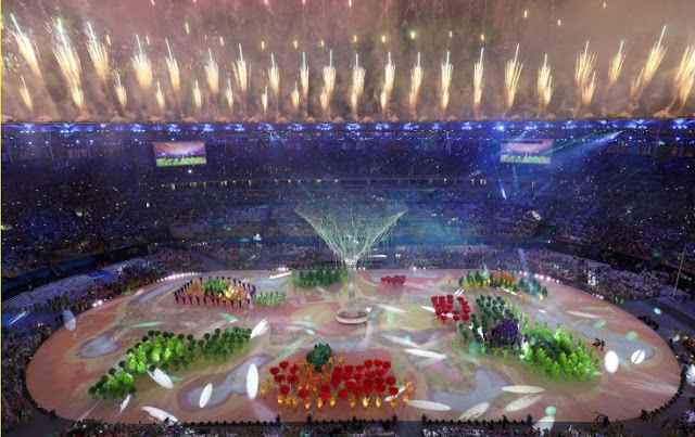 Τα λέμε στο Τόκυο - Η εντυπωσιακή τελετή λήξης των Ολυμπιακών Αγώνων στο Ρίο [photos] - Φωτογραφία 2