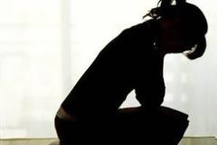 Τη ζωή της επιχείρησε να τερματίσει μια γυναίκα στη Νέα Υόρκη - Πήδηξε χωρίς ρούχα από παράθυρο διαμερίσματος [photos]