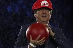 O γιαπωνέζος πρωθυπουργός ντύθηκε ...Super Mario