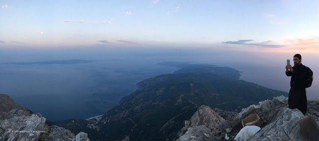 8919 - Φωτογραφίες από την εφετινή ανάβαση, για τον εορτασμό της Μεταμόρφωσης του Σωτήρος (6/19 Αυγούστου), στην κορυφή του Άθωνα - Φωτογραφία 6