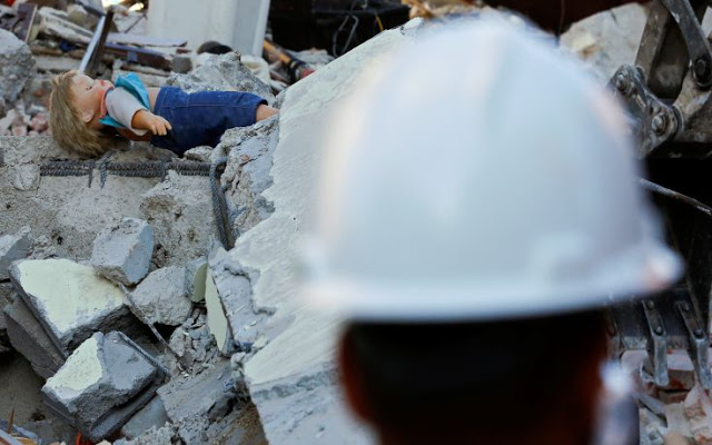 Κρανίου τόπος η Ιταλία! 247 τα θύματα από το σεισμό - Φωτογραφία 5