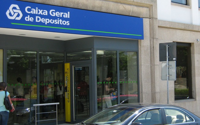 Συμφωνία για τη διάσωση της μεγαλύτερης τράπεζας στην Πορτογαλία - Φωτογραφία 1