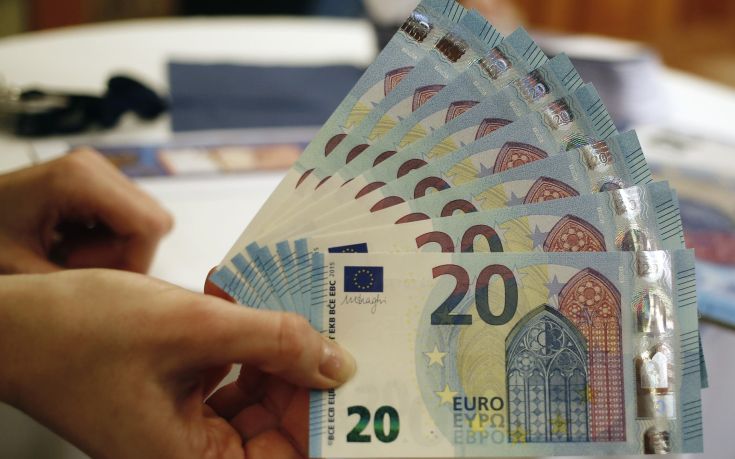 6 στους 10 αμείβονται με κάτω από 1.000 ευρώ μεικτά το μήνα - Φωτογραφία 1
