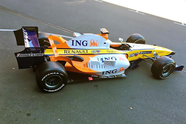 H Renault R27 του Fernando Alonso μόνο με 75.000! - Φωτογραφία 2