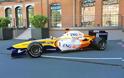 H Renault R27 του Fernando Alonso μόνο με 75.000!