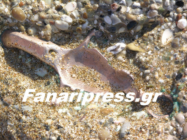 ΑΠΙΣΤΕΥΤΟ: Βρέθηκε αρχαίο χάλκινο αντικείμενο με γυναικεία μορφή από τουρίστες στην Λυγιά Πρέβεζας [photo] - Φωτογραφία 3