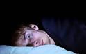 Ποια σοβαρή ΠΑΘΗΣΗ μπορεί να «κρύβει» η επιθυμία να πέφτουμε για ύπνο ΝΩΡΙΣ;