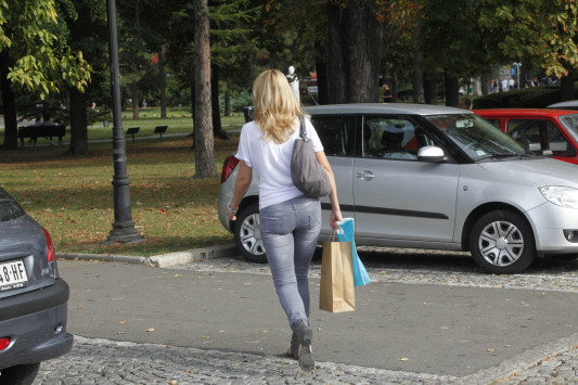 Χαμός στην Πάτρα! Τα 0,50€ που ζήτησε από γυναίκα που περπατούσε ήταν το δόλωμα - Φωτογραφία 1