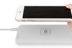 Η Apple δοκιμάζει τα τσιπ MediaTek για την ασύρματη φόρτιση