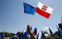 Επείγουσα επίσκεψη Πολωνών υπουργών στη Βρετανία μετά τις βίαιες επιθέσεις εναντίον ομοεθνών τους