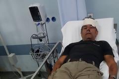 Σοκάρουν τα τραύματα του φωτορεπόρτερ από επίθεση των κουκουλοφόρων!