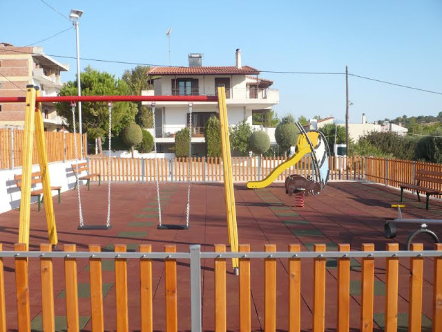 Δήμος Χαλκιδέων: Ολοκληρώθηκε η Παιδική Χαρά στο “Οντάθι” - Φωτογραφία 4