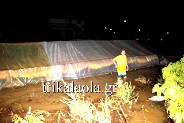 Νύχτα τρόμου στα Τρίκαλα από την πλημμύρα - Καταστροφές σε σπίτια, καλλιέργειες-απεγκλωβισμοί [video] - Φωτογραφία 3
