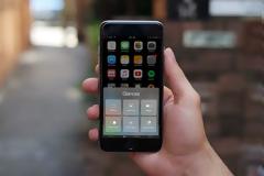 Glances: Cydia tweak new....προσθέστε δυνατότητες στο κέντρο ελέγχου