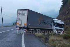 Φθιώτιδα: Δίπλωσε νταλίκα στον Μπράλο [photos]