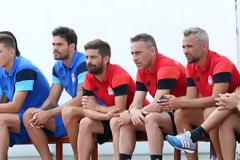 ΥΠΟ ΤΑ ΒΛΕΜΜΑΤΑ... ΜΠΕΝΤΟ ΚΑΙ ΠΡΩΤΗΣ ΟΜΑΔΑΣ Η ΝΙΚΗ ΤΩΝ ΝΕΩΝ ΤΟΥ ΘΡΥΛΟΥ! (PHOTOS)