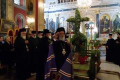 H Ἱερὰ Ἀκολουθία τῶν Χαιρετισμῶν τοῦ Τιμίου Σταυροῦ στὸν Μητροπολιτικὸ Ἱερὸ Ναὸ Ἁγίου Βασιλείου Τριπόλεως