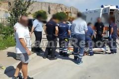 Λαμία: Σοβαρό τροχαίο με μηχανή - Τον έσωσε το κράνος [photos]