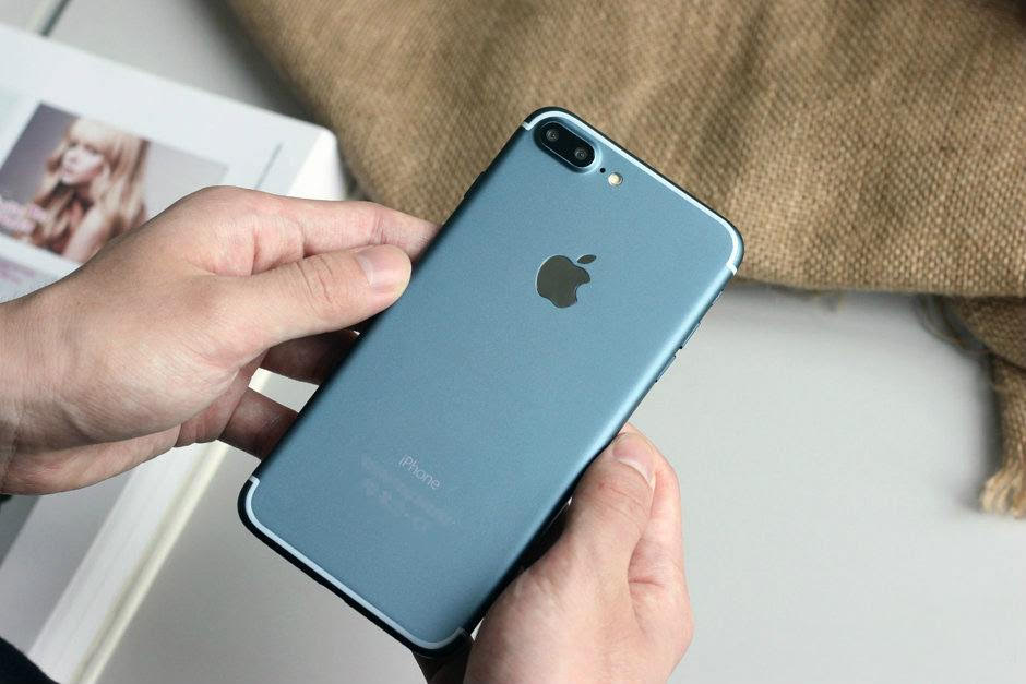 Apple: Κανένα iPhone 7 Plus δεν θα φτάσει στα καταστήματα την Παρασκευή - Φωτογραφία 1