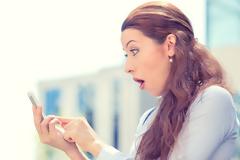 Ακατάλληλη διά ανηλίκους η εφαρμογή iMessages του ios 10
