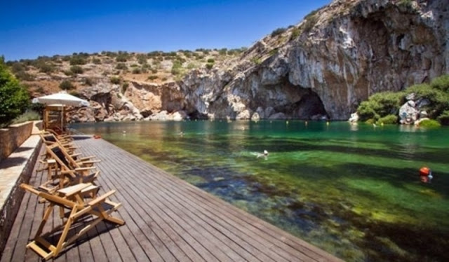 5 λόγοι για να κάνεις την τελευταία ζεστή βουτιά του Σεπτεμβρίου στη λίμνη Βουλιαγμένης - Φωτογραφία 5