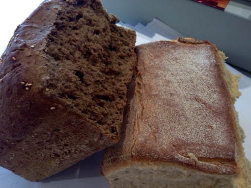 Αυτό είναι το ψωμί μύθος που φτιάχνει μόνο ένας φούρνος κάθε πρωί στην Αθήνα - Φωτογραφία 2
