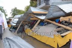 ΝΕΕΣ εντυπωσιακές εικόνες από τις γκρεμισμένες παράγκες στο παζάρι της Αμφίκλειας...