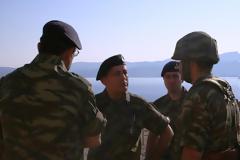 Απονομή Ηθικών Αμοιβών σε Στρατιώτες από τον Αρχηγό ΓΕΣ Αντιστράτηγο Βασίλειο Τελλίδη