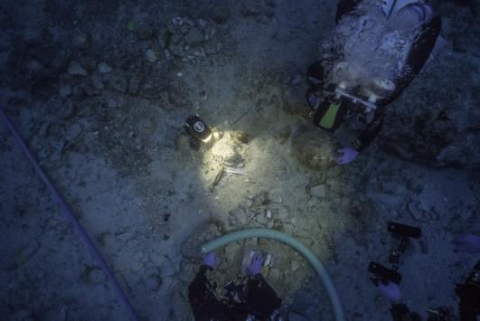 Βρέθηκε ανθρώπινο κρανίο και οστά στο Ναυάγιο των Αντικυθήρων - Φωτογραφία 1