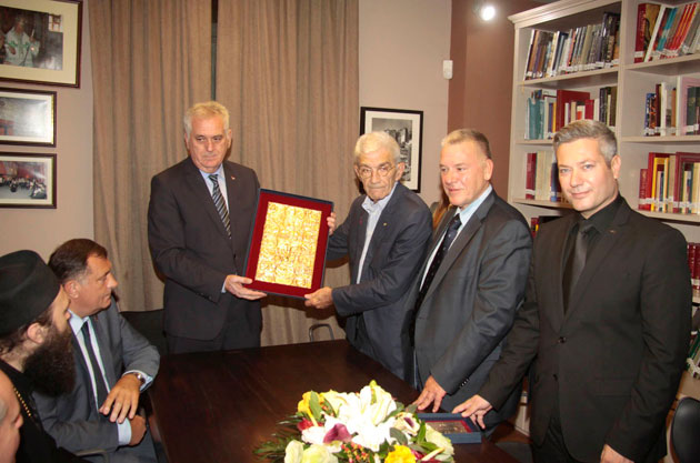 Επίσκεψη του Προέδρου της Σερβίας στην Αγιορειτική Εστία - Φωτογραφία 3