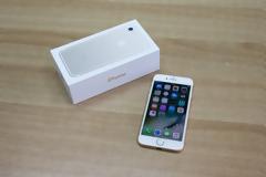 Το πρώτο unboxing του iPhone 7 επί ελληνικού εδάφους! [video]