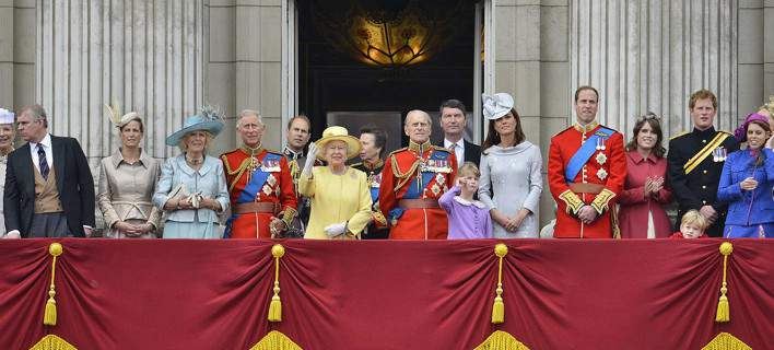 «Πονοκέφαλος» στο παλάτι: Μέλος της βασιλικής οικογένειας δήλωσε gay - Φωτογραφία 1