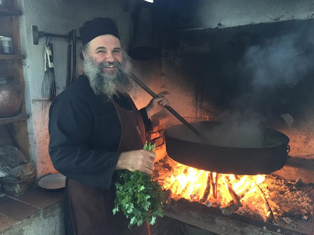 9024 - Πανηγυρικός Εσπερινός για την Γέννηση της Θεοτόκου στο Ιερό Χιλιανδαρινό Κελλί Μαρουδά (φωτογραφίες - βίντεο) - Φωτογραφία 12